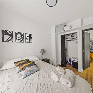 Upscale Retreat - One Bedroom In Downtown Manhattan's Union Square New York