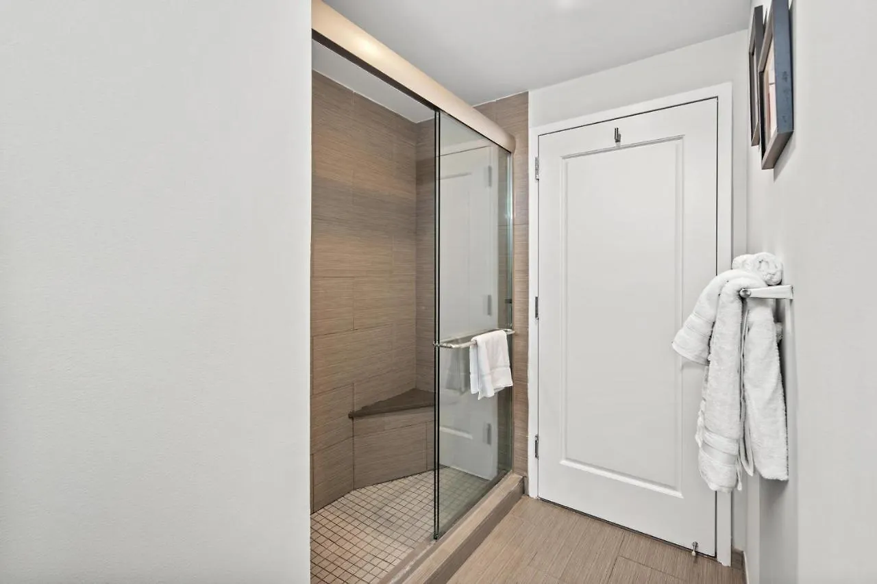 ניו יורק Picturesque 1Br Apartment In Nyc Balcony ארצות הברית