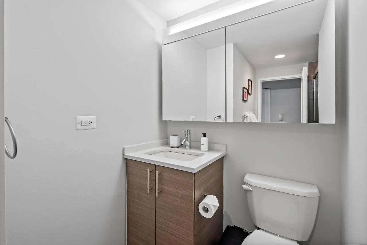 ניו יורק Picturesque 1Br Apartment In Nyc Balcony